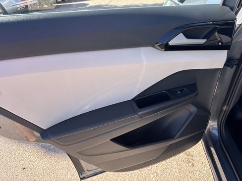 New 2026 Volkswagen Taos S FWD image 17