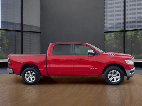 Used 2024 RAM 1500 Laramie RWD image 4
