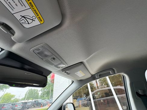 Used 2025 Mitsubishi Outlander Sport ES AWD/4WD image 42