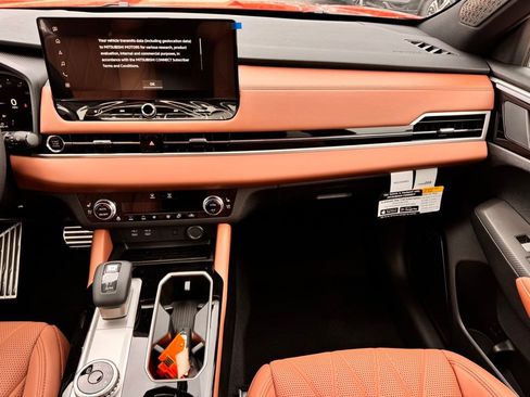 New 2026 Mitsubishi Outlander SEL FWD image 19
