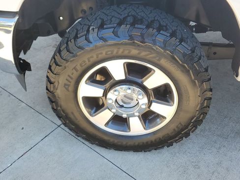 Used 2016 Ford F350 Lariat w/ Lariat Ultimate Package image 11