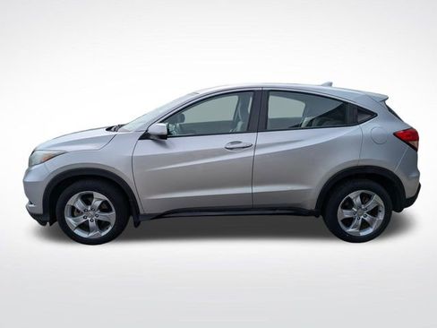 Used 2016 Honda HR-V LX image 4