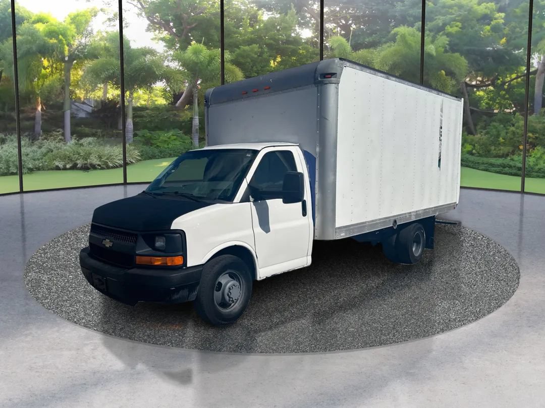 Used 2015 Chevrolet Express 3500 Extended RWD image 1