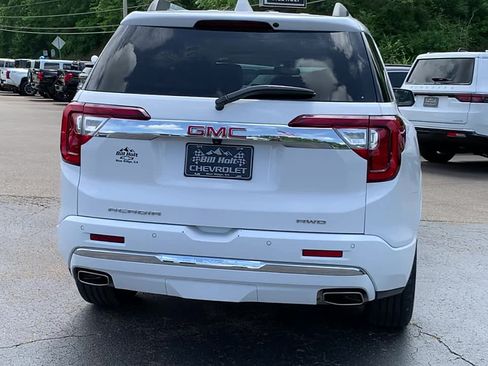 Used 2023 GMC Acadia Denali AWD/4WD image 4