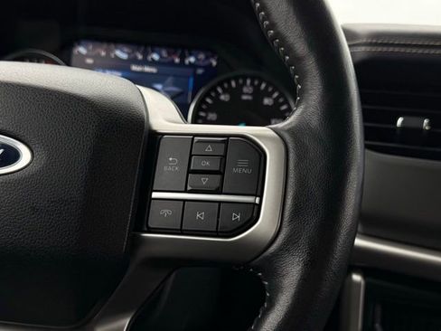 Used 2024 Ford Expedition Max XLT image 9