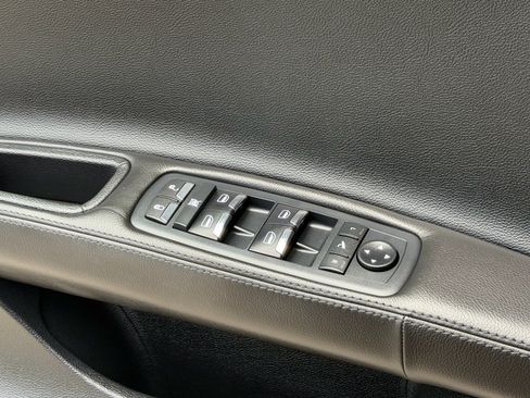 Used 2018 Maserati Ghibli RWD image 29