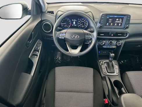Used 2021 Hyundai Kona SE FWD image 18