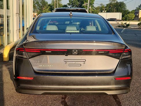 Used 2023 Honda Accord LX image 2