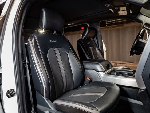 Used 2020 Ford F350 Platinum image 26