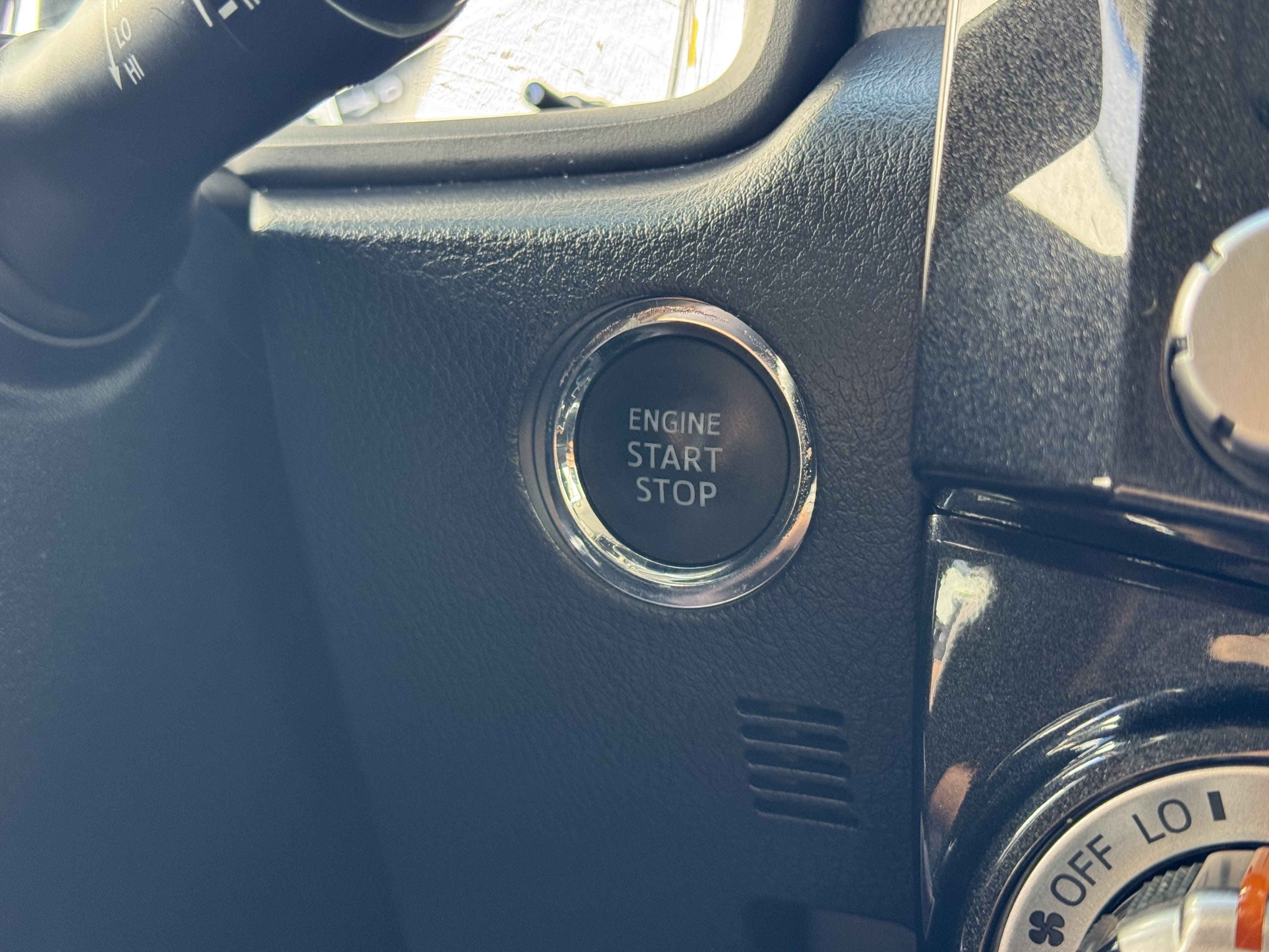 Used 2021 Toyota 4Runner TRD Off-Road Premium AWD/4WD image 30