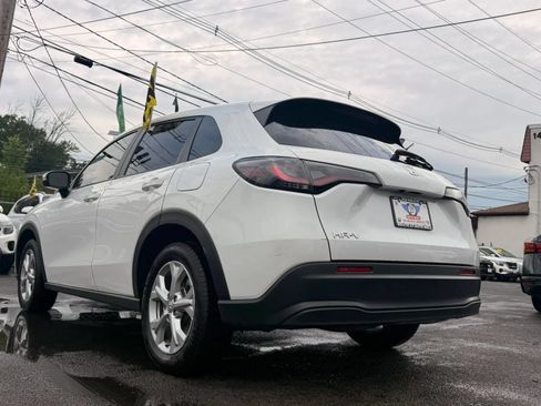 Used 2023 Honda HR-V LX image 8