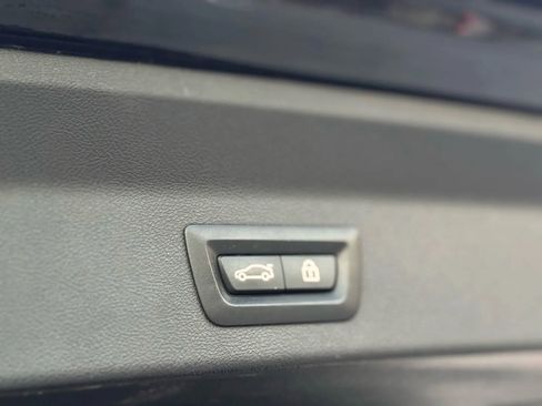 Used 2021 BMW X3 xDrive30i w/ Convenience Package image 22