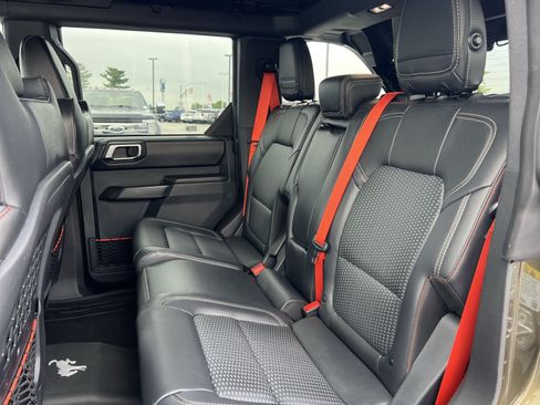 Used 2024 Ford Bronco Raptor w/ Interior Carbon Fiber Pack 6 AWD/4WD image 32