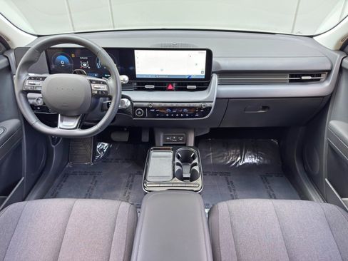 Used 2025 Hyundai Ioniq 5 SE image 11