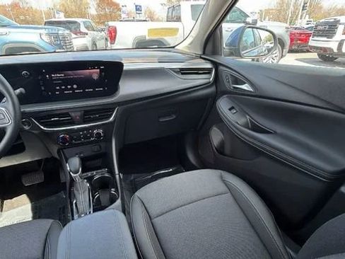 New 2026 Buick Encore GX Preferred w/ Comfort Package FWD image 21
