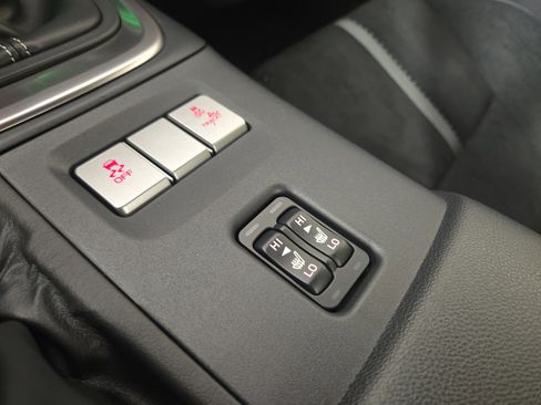 Used 2025 Toyota GR86 Premium w/ ALL Weather Mat Package (TMS) RWD image 25