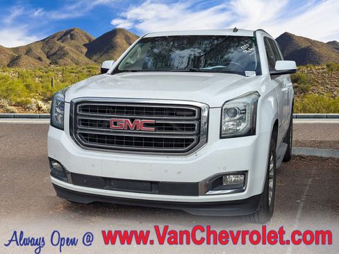 Used 2015 GMC Yukon SLE w/ HD Trailering Package image 1