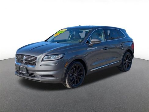 Used 2022 Lincoln Nautilus Reserve w/ Monochromatic Package image 5