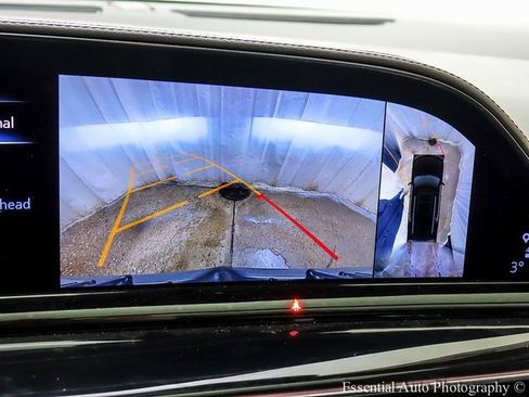 Certified 2024 Cadillac Escalade Sport w/ LPO, ONYX Package image 18