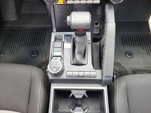 Used 2025 Toyota 4Runner TRD Off-Road AWD/4WD image 20