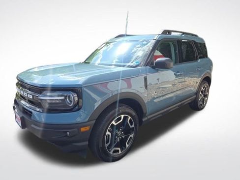 Used 2023 Ford Bronco Sport Outer Banks w/ Tech Package AWD/4WD image 8