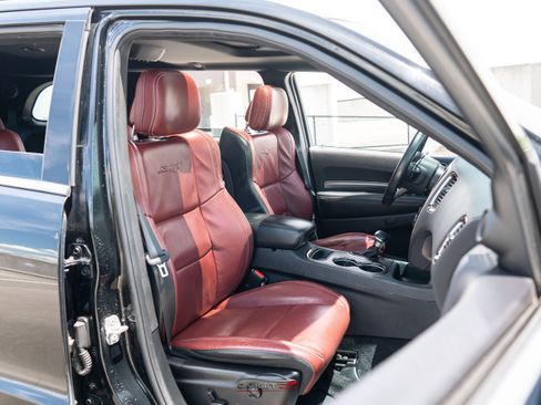 Used 2018 Dodge Durango SRT w/ Technology Group AWD/4WD image 17