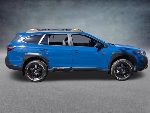 Used 2025 Subaru Outback Wilderness AWD/4WD image 15