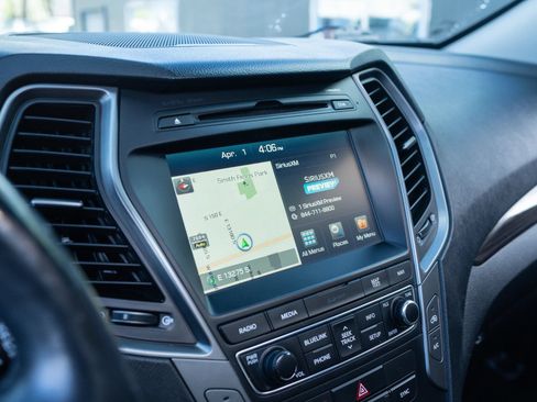 Used 2017 Hyundai Santa Fe Sport w/ 2.0T Ultimate Tech Package 05 FWD image 32