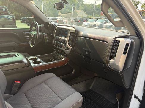 Used 2017 GMC Sierra 1500 SLE w/ SLE Value Package AWD/4WD image 46