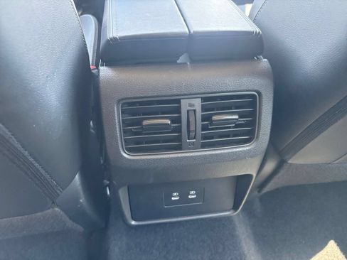 Used 2026 Nissan Rogue SL FWD image 21