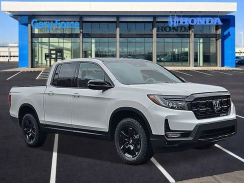 New 2026 Honda Ridgeline Black Edition image 4