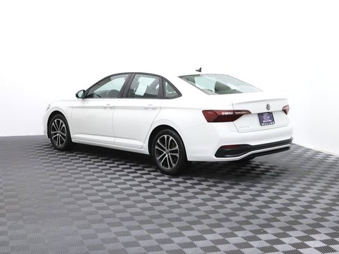 Used 2024 Volkswagen Jetta Sport FWD image 7