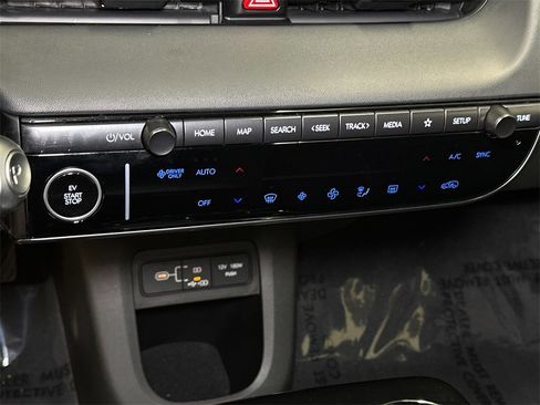 Used 2025 Hyundai Ioniq 5 XRT image 31