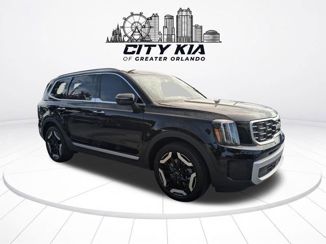 Certified 2025 Kia Telluride S FWD image 8