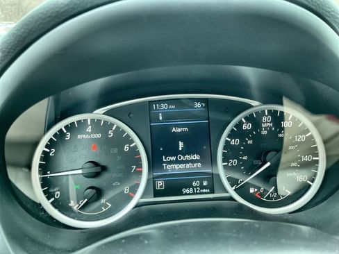 Used 2019 Nissan Sentra SV image 12