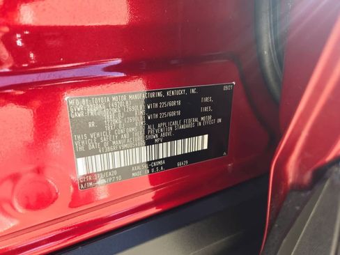 Used 2021 Toyota RAV4 XLE Premium image 36