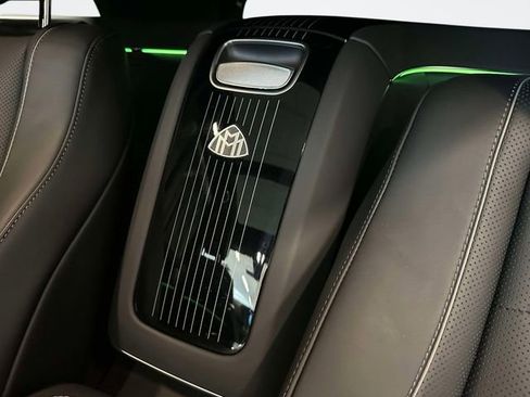 Used 2023 Mercedes-Benz Maybach GLS 600 4MATIC image 15
