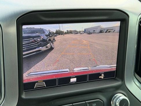 Used 2020 GMC Sierra 1500 Elevation w/ Elevation Value Package image 24