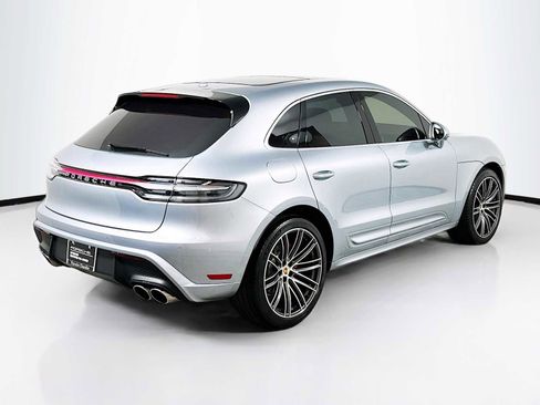 Certified 2025 Porsche Macan S image 9