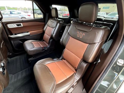 Used 2022 Ford Explorer King Ranch w/ Class IV Trailer Tow Package AWD/4WD image 19