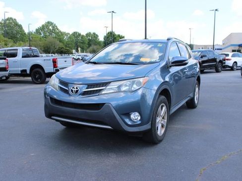Used 2014 Toyota RAV4 XLE FWD image 3