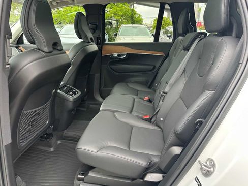 Certified 2023 Volvo XC90 B5 Plus w/ Protection Package Premier AWD/4WD image 14