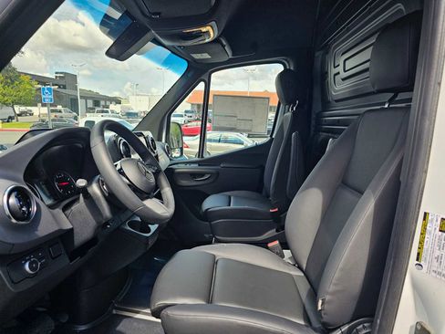New 2026 Mercedes-Benz Sprinter 2500 image 20