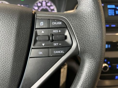 Used 2015 Hyundai Sonata SE FWD image 14