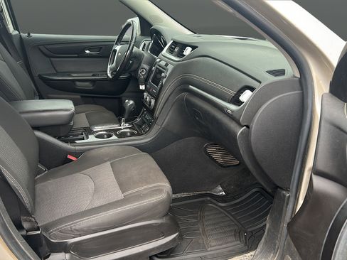 Used 2017 Chevrolet Traverse LT AWD/4WD image 19