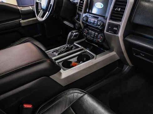 Used 2017 Ford F150 Lariat image 27