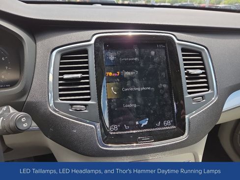 Used 2018 Volvo XC90 T6 Momentum w/ Convenience Package AWD/4WD image 16