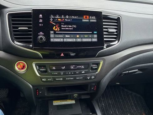Used 2022 Honda Pilot TrailSport image 31