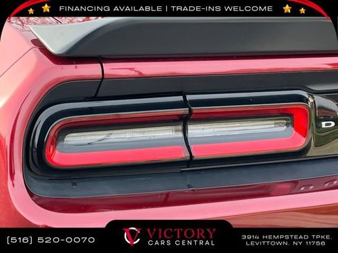 Used 2023 Dodge Challenger R/T image 9