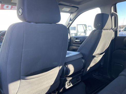 Used 2023 Chevrolet Silverado 2500 Custom w/ Custom Value Package image 24